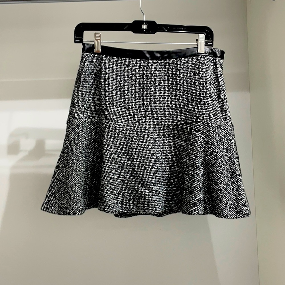 Black and white mini a line skirt